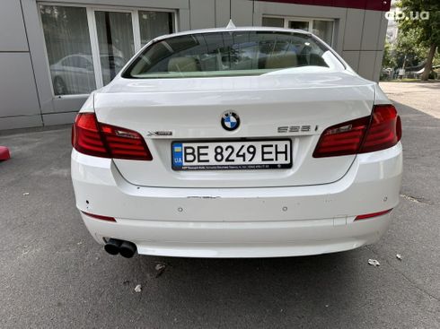 BMW 5 серия 2013 белый - фото 13