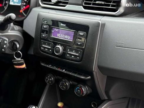 Renault Duster 2020 - фото 12