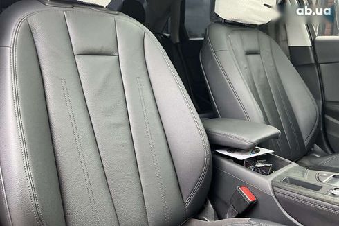 Audi A4 2017 - фото 27