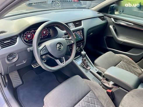 Skoda Octavia 2020 - фото 25