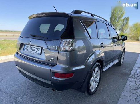 Mitsubishi Outlander 2012 - фото 6
