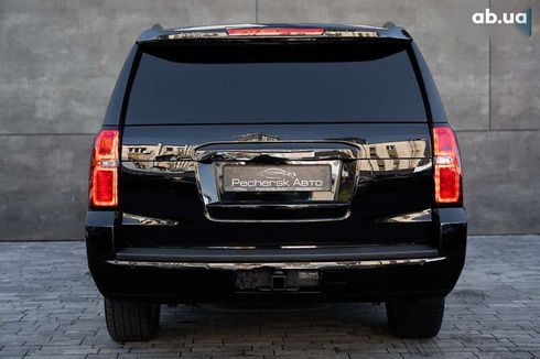 Chevrolet Suburban 2015 - фото 10