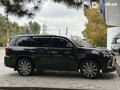 Lexus LX 2019 - фото 6