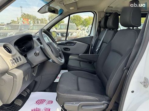 Renault Trafic 2019 - фото 13