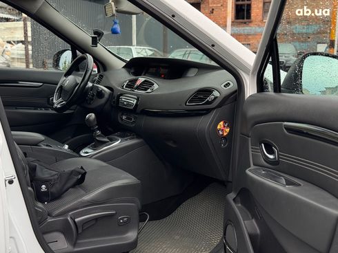 Renault Scenic 2011 белый - фото 44