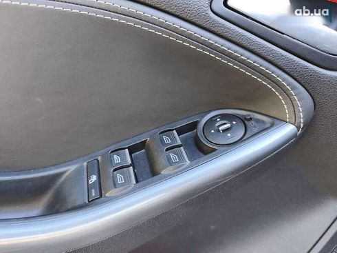 Ford Focus 2011 - фото 13