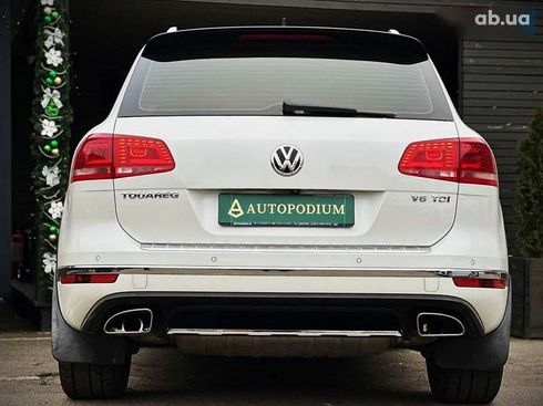 Volkswagen Touareg 2018 - фото 12