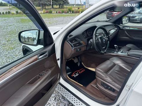 BMW X5 2009 - фото 17