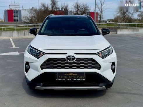 Toyota RAV4 2019 - фото 4