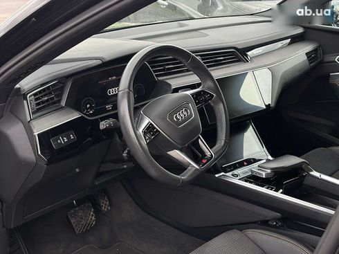 Audi E-Tron 2022 - фото 18