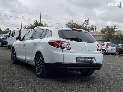 Renault Megane 2014 - фото 22