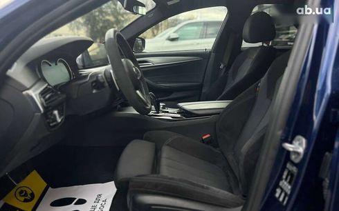 BMW 5 серия 2017 - фото 11