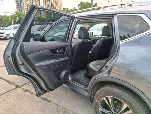 Nissan Rogue 2017 серый - фото 32
