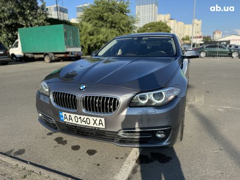 BMW 5 серия 2015 серый - фото 6