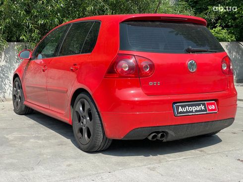 Volkswagen Golf GTI 2005 красный - фото 6