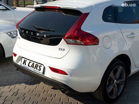 Volvo V40 2017 - фото 6