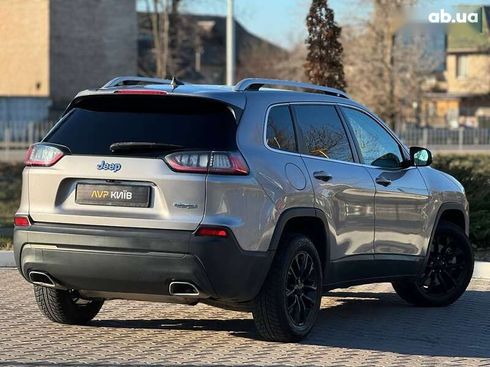 Jeep Cherokee 2018 - фото 18