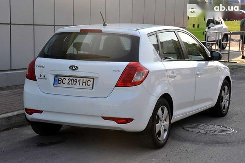 Kia Cee'd 2012 - фото 24