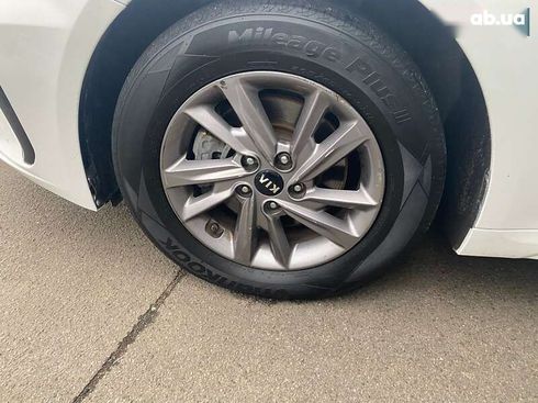 Kia K5 2018 - фото 14