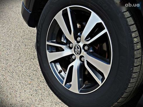 Toyota RAV4 2017 - фото 5