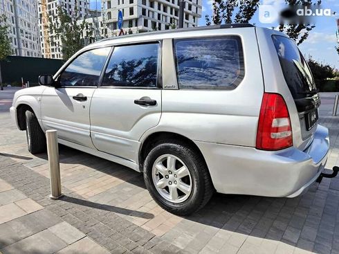 Subaru Forester 2004 - фото 11