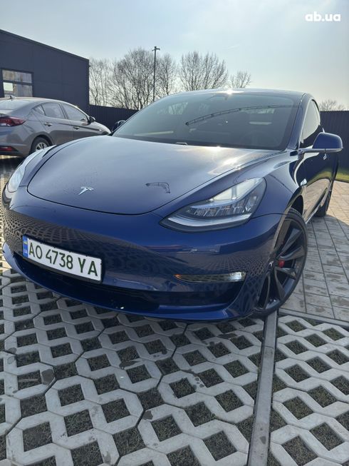 Tesla Model 3 2018 синий - фото 17