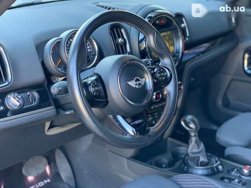 MINI Countryman 2017 - фото 14