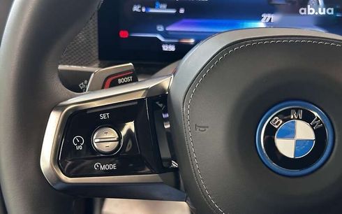 BMW i7 2023 - фото 21