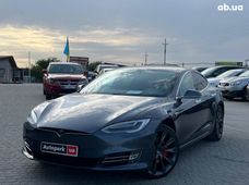 Продаж вживаних Tesla Model S - купити на Автобазарі