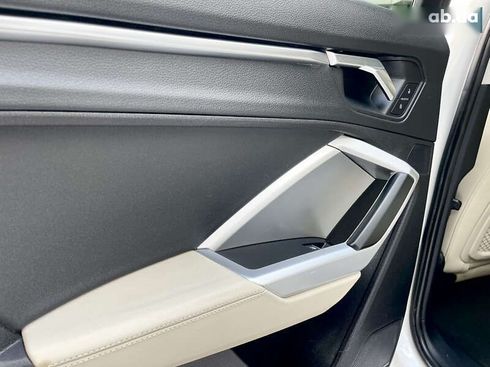 Audi Q3 2019 - фото 17