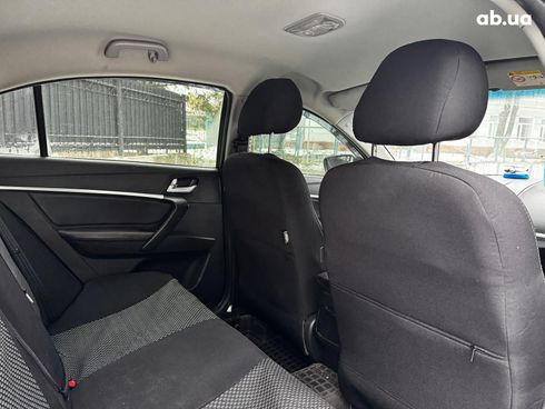 Geely Emgrand 7 2018 коричневый - фото 25