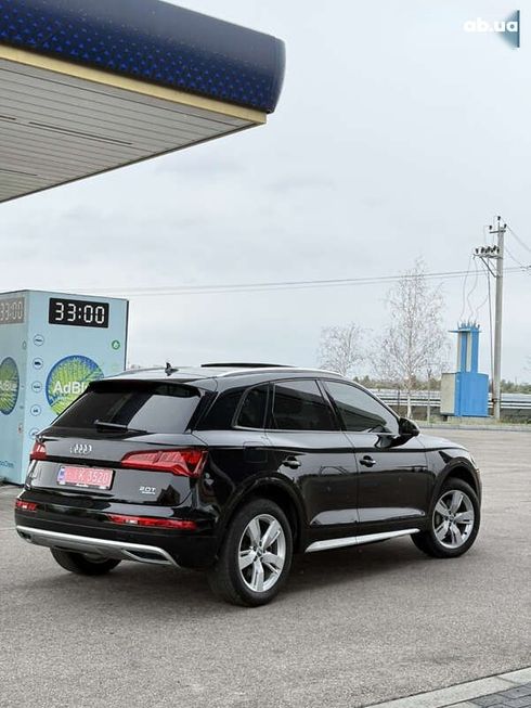 Audi Q5 2017 - фото 14