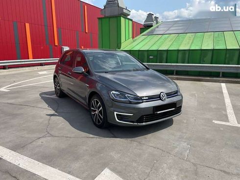 Volkswagen e-Golf 2019 - фото 3