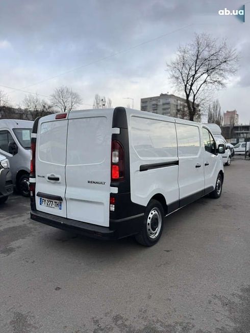 Renault Trafic 2021 - фото 9