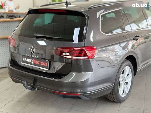 Volkswagen Passat 2020 - фото 11