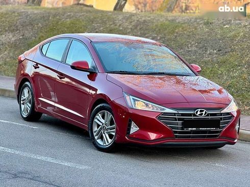 Hyundai Elantra 2019 - фото 11