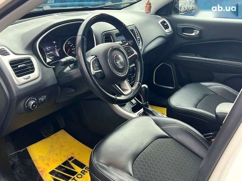 Jeep Compass 2017 - фото 26