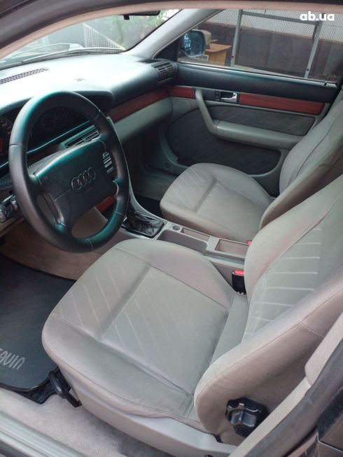 Audi A6 1997 коричневый - фото 12