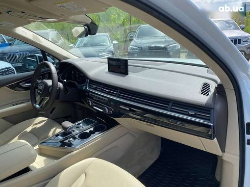 Audi Q7 2017 - фото 11