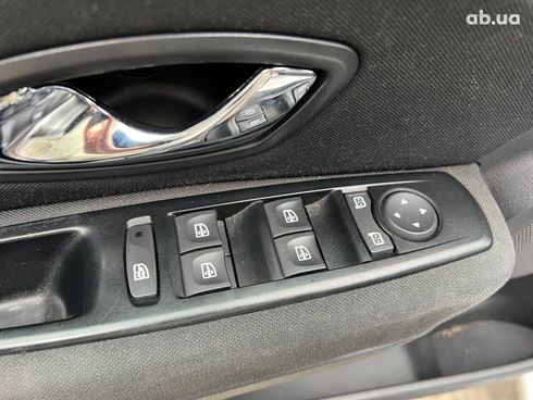Renault Megane 2013 серый - фото 16