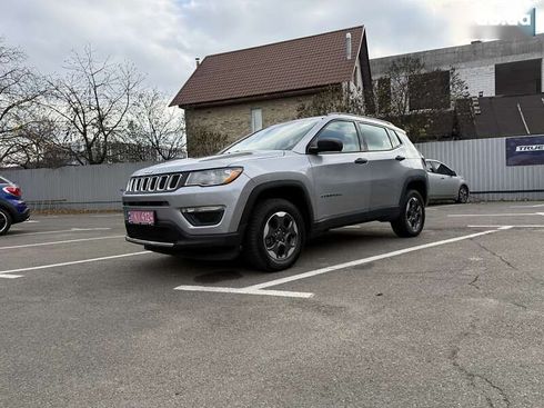 Jeep Compass 2018 - фото 7