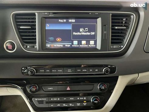 Kia Carnival 2014 - фото 13