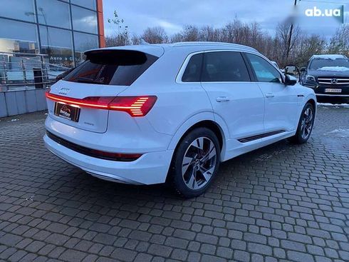 Audi E-Tron 2020 - фото 6