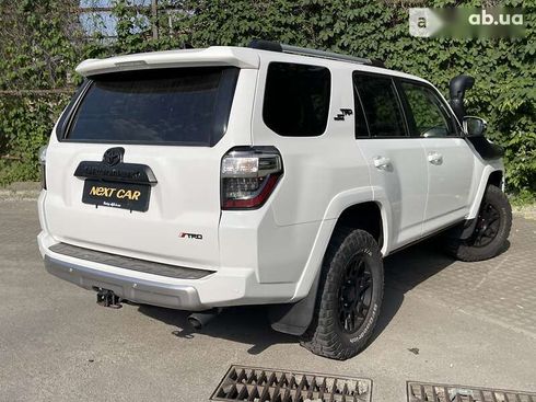 Toyota 4Runner 2018 - фото 5