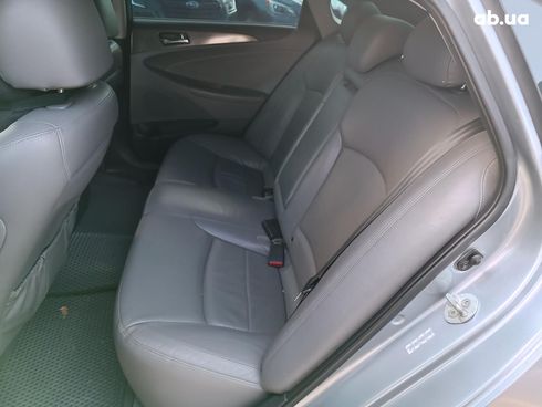 Hyundai Sonata 2014 серый - фото 15