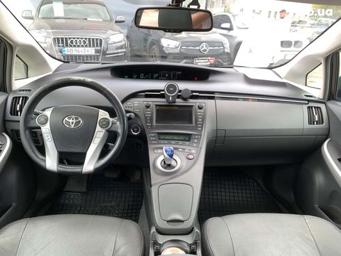 Toyota Prius 2010 серый - фото 112