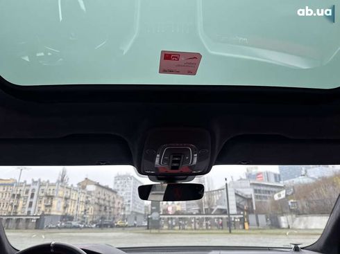 Lamborghini Urus 2020 - фото 26