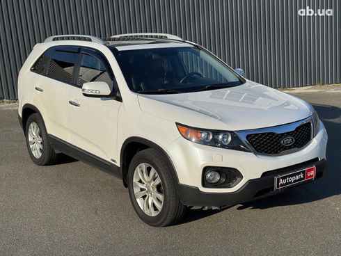 Kia Sorento 2012 белый - фото 3