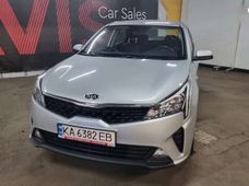 Купити Kia бу в Києві - купити на Автобазарі