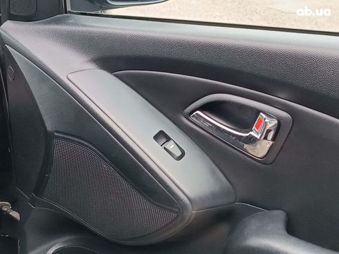 Hyundai ix35 2010 черный - фото 35